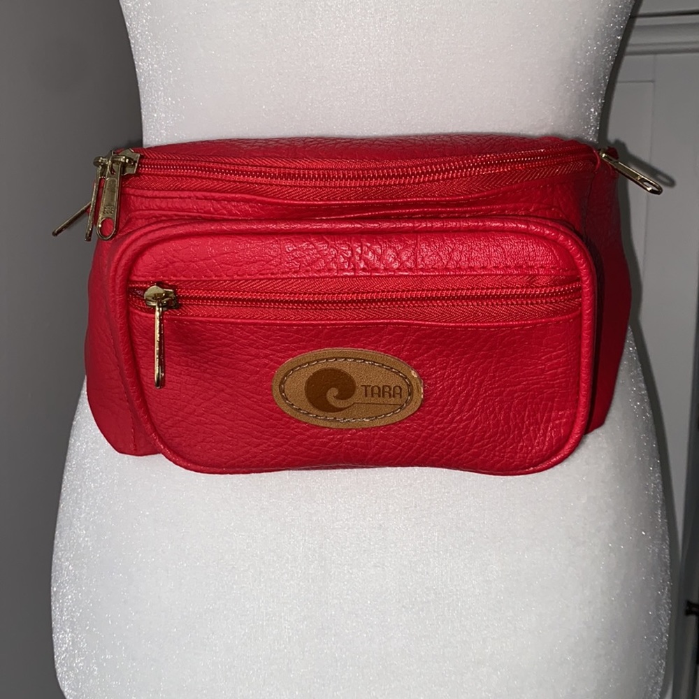 SOLD!❌ NEW Red Vegan Leather Fanny Pack - Picture 5 of 17